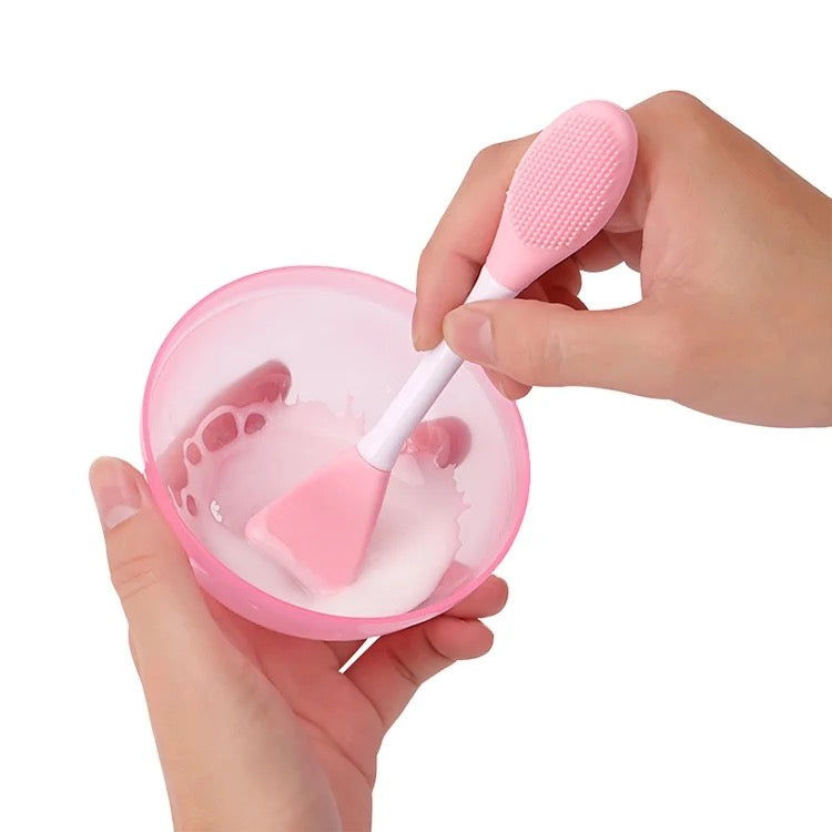 Multifunctional mask & scrubber brush
