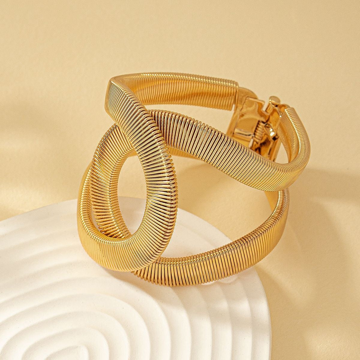 Infinity chunky bracelet