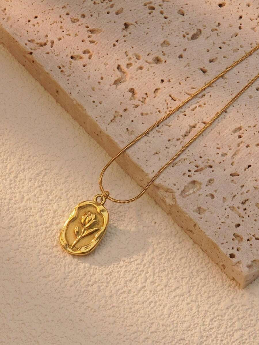 Golden tulip necklace