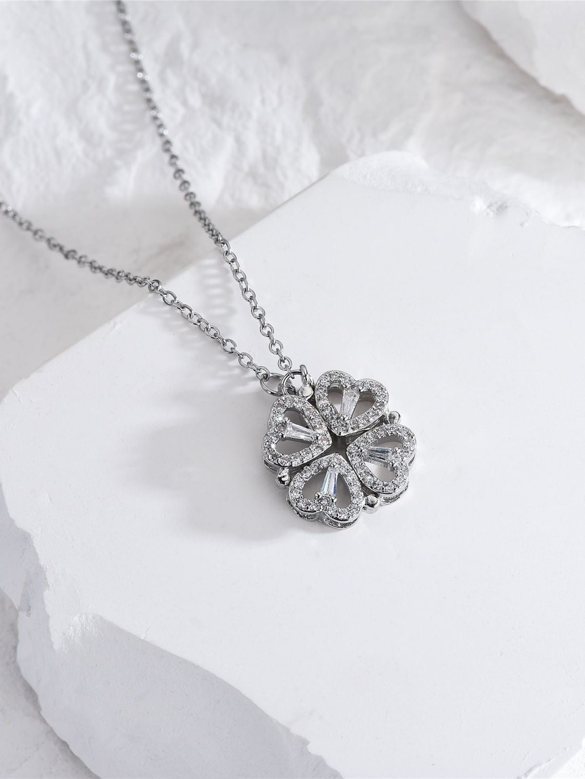 Silver Clover of love necklace