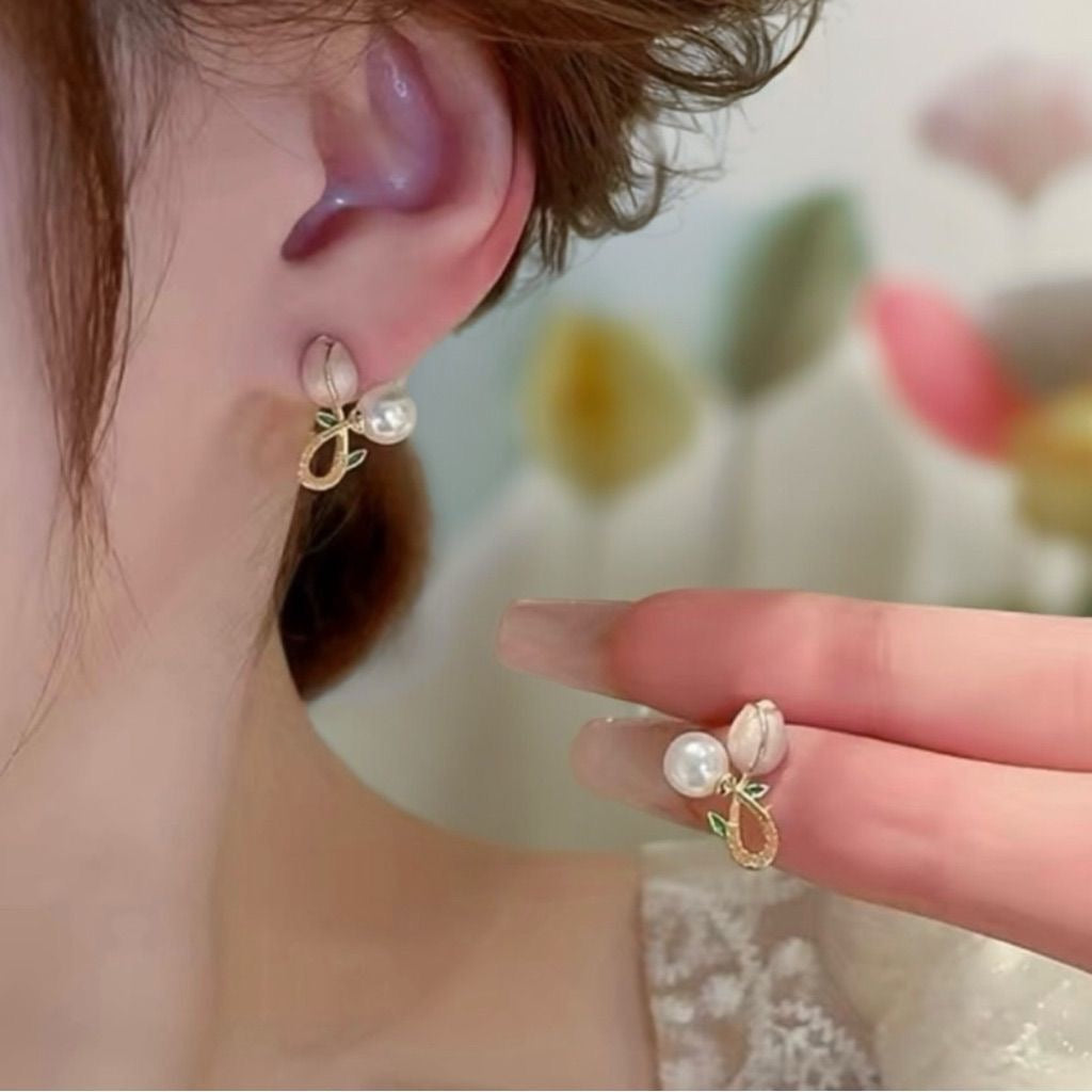 Tulip earrings