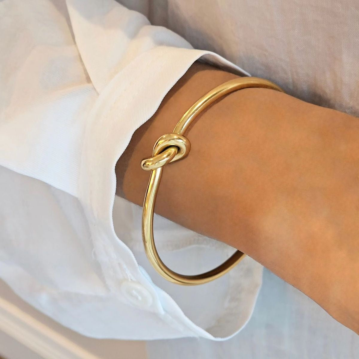 Golden knot cuff