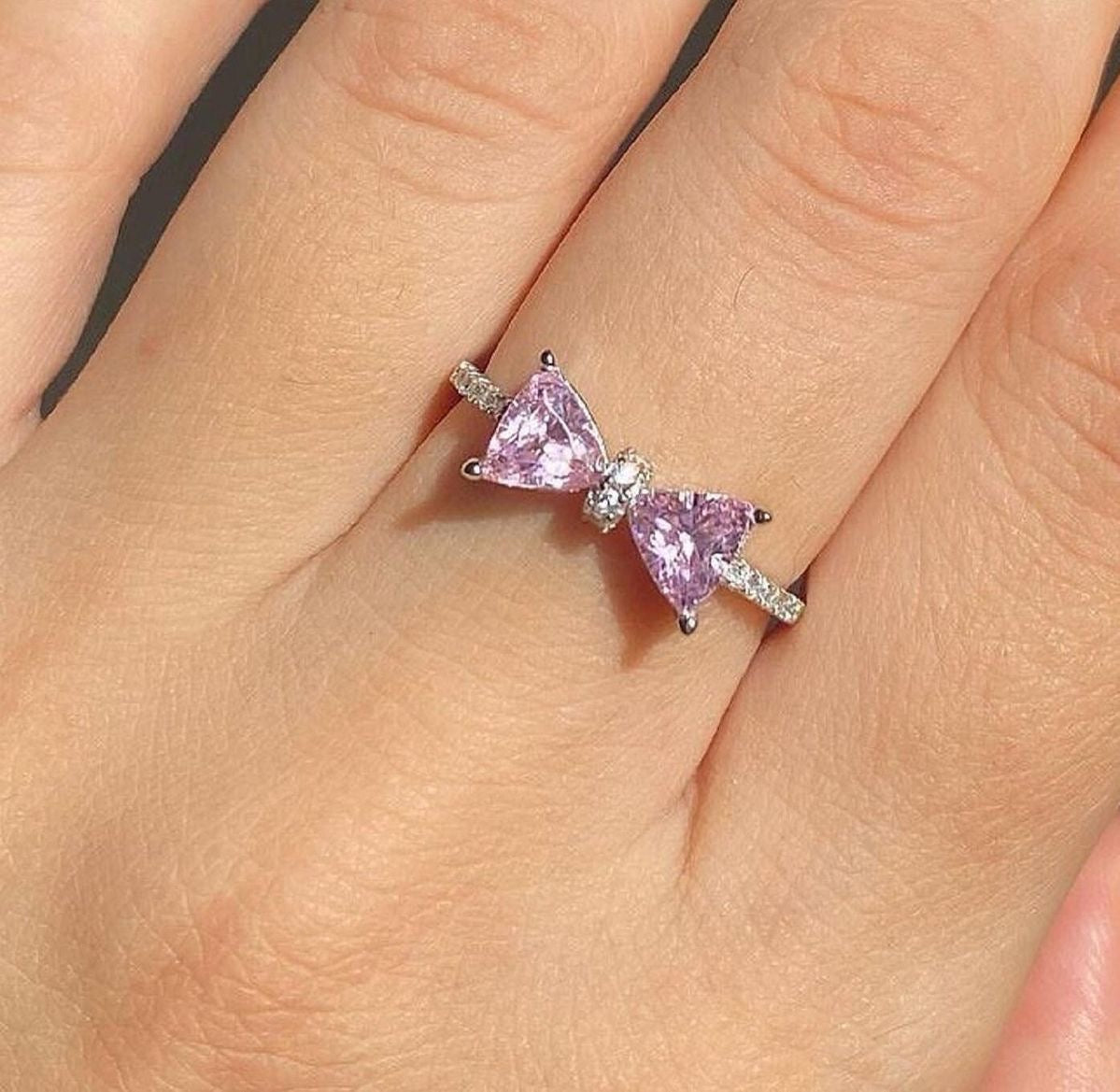 Princess bow ring (adjustable)
