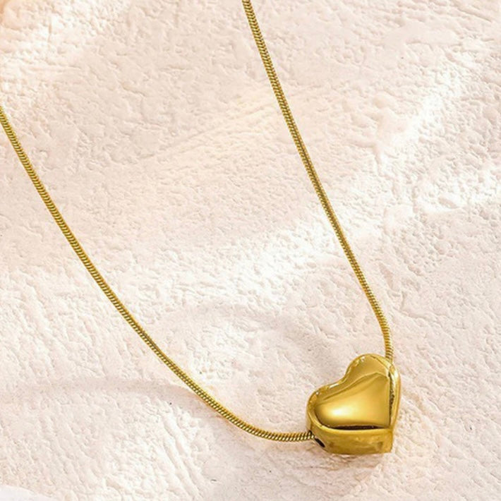 Little heart necklace