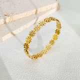 Minimal daisy bracelet