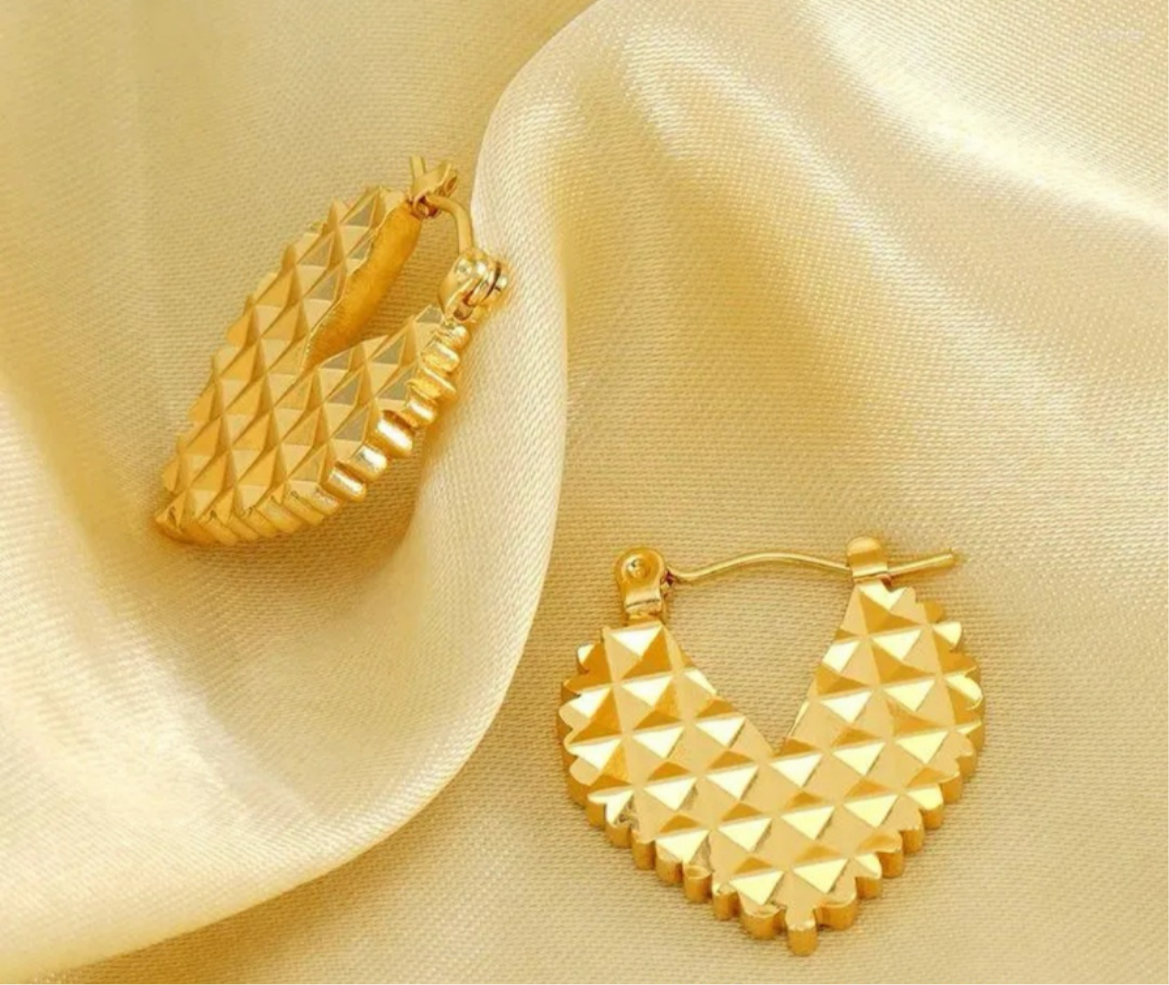 Power puff heart earrings