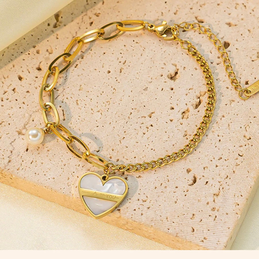 Heart love link charm bracelet