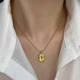 Golden tulip necklace