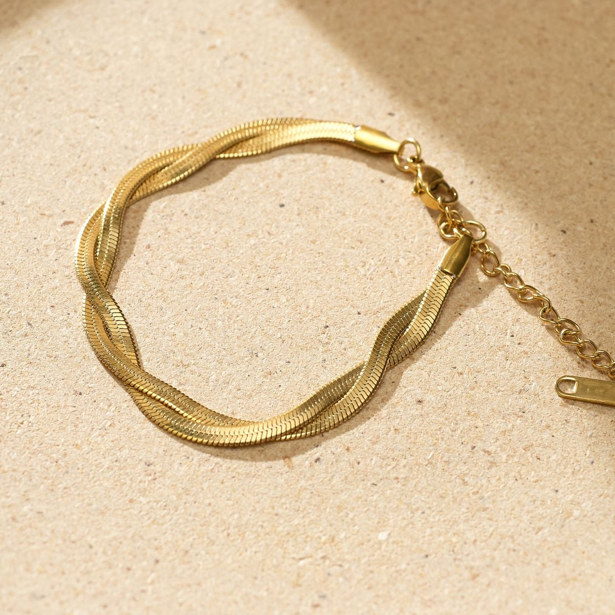 Golden twist luxe bracelet