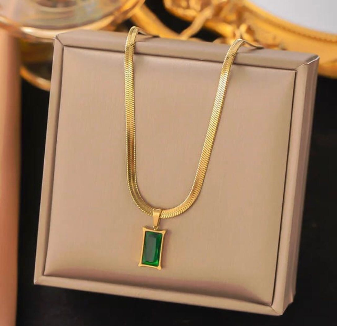 Emerald bar necklace