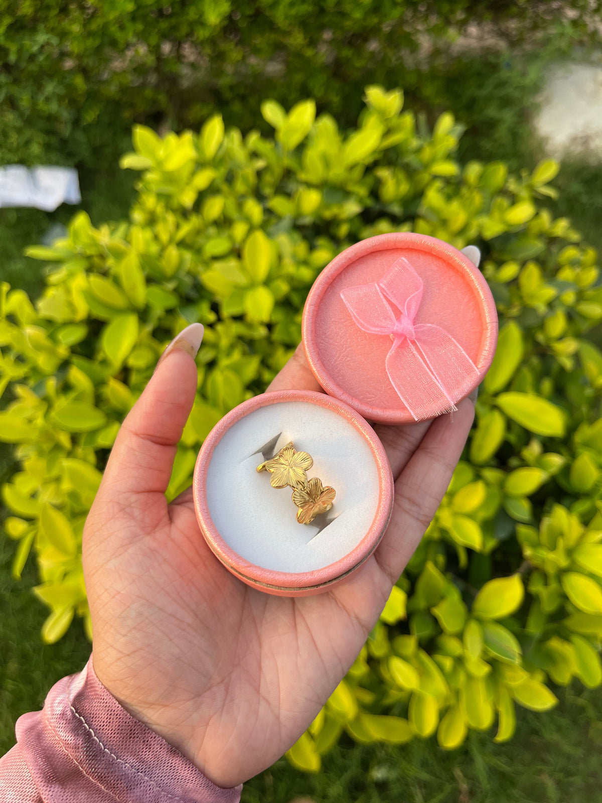 Minimal flower band ring (adjustable)